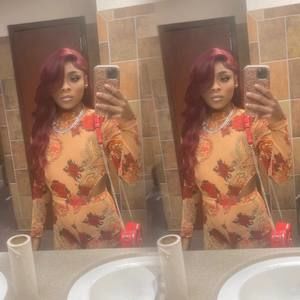 Meet your Posher, Monija